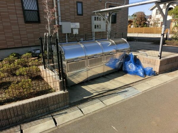 共有部分(ゴミ置き場)