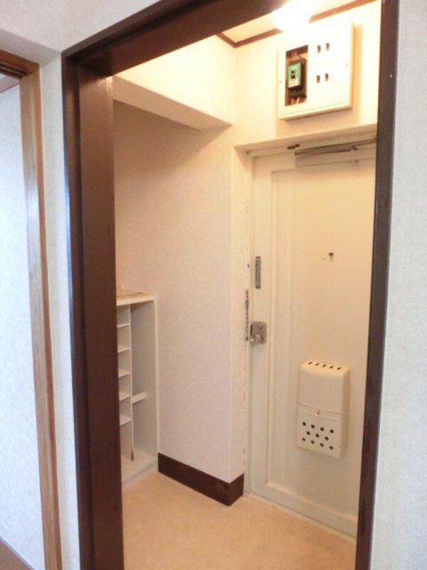 玄関(別部屋参照　現状優先)