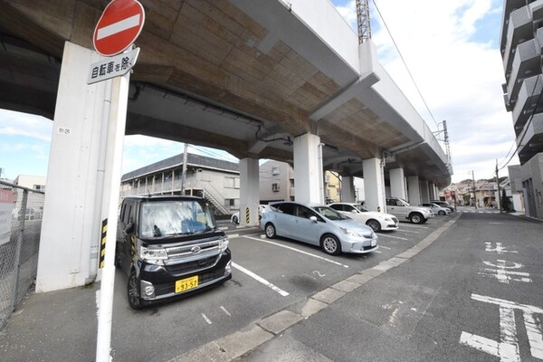 駐車場(近隣)