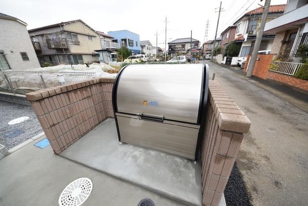 共有部分(敷地内ゴミステーション)