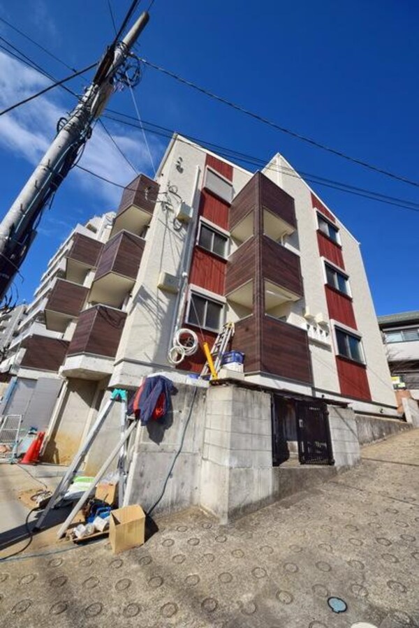 外観(新八柱駅徒歩3分)