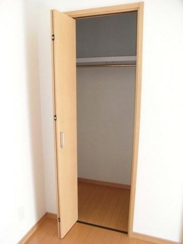 設備(クローゼット収納)