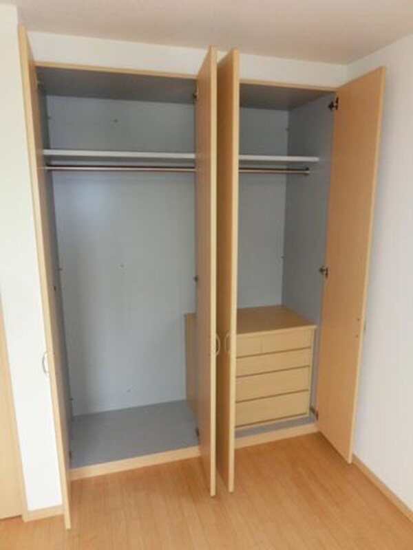設備(たっぷり収納)
