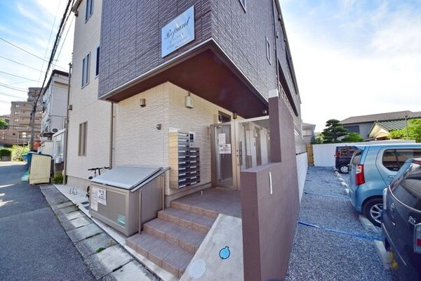 エントランス(エントランス)