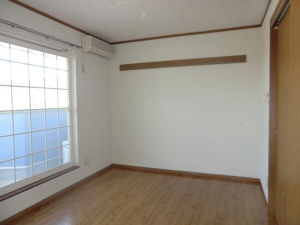 リビング・居室(日差しが入りやすいお部屋です)