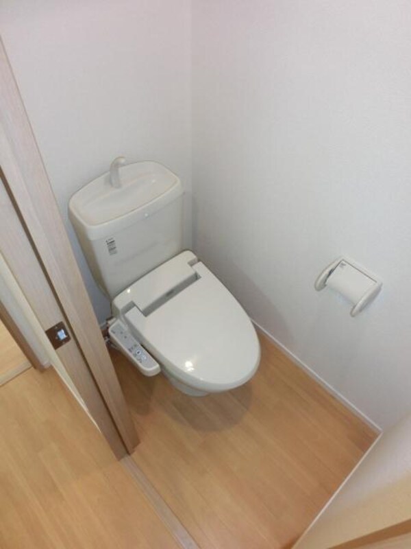 トイレ(温水洗浄便座)