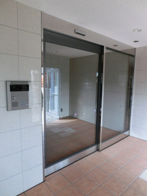 共有部分(安心のオートロック完備)