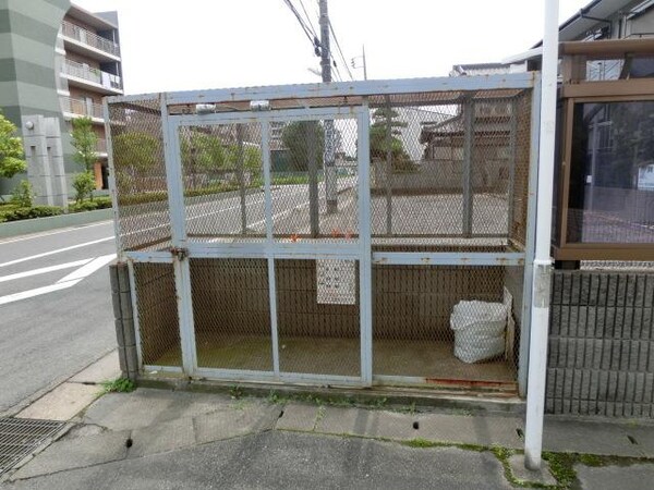 その他(敷地内のゴミステーション)