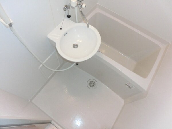 バス／シャワールーム等(お風呂です)