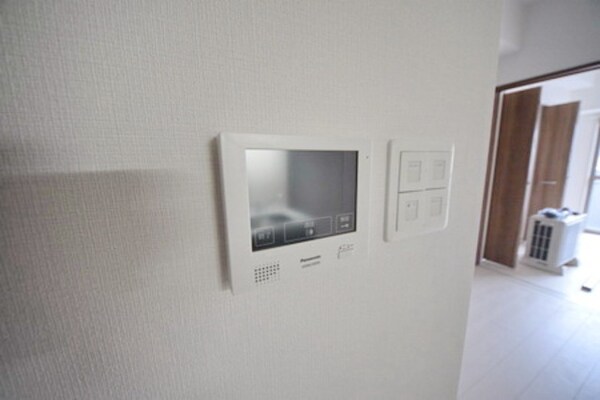 セキュリティ(ドアホンです)