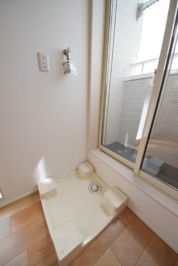 設備(室内洗濯機置き場)