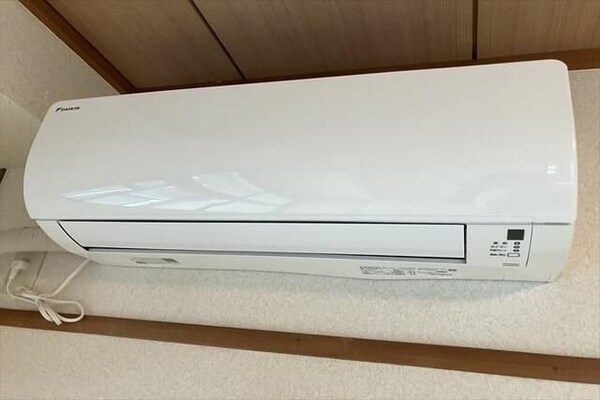 設備(別部屋参照　現状優先)