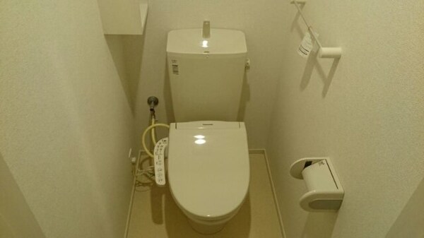 トイレ(ウォシュレット完備です)