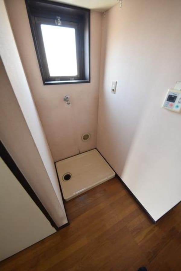 その他(室内洗濯機置き場)