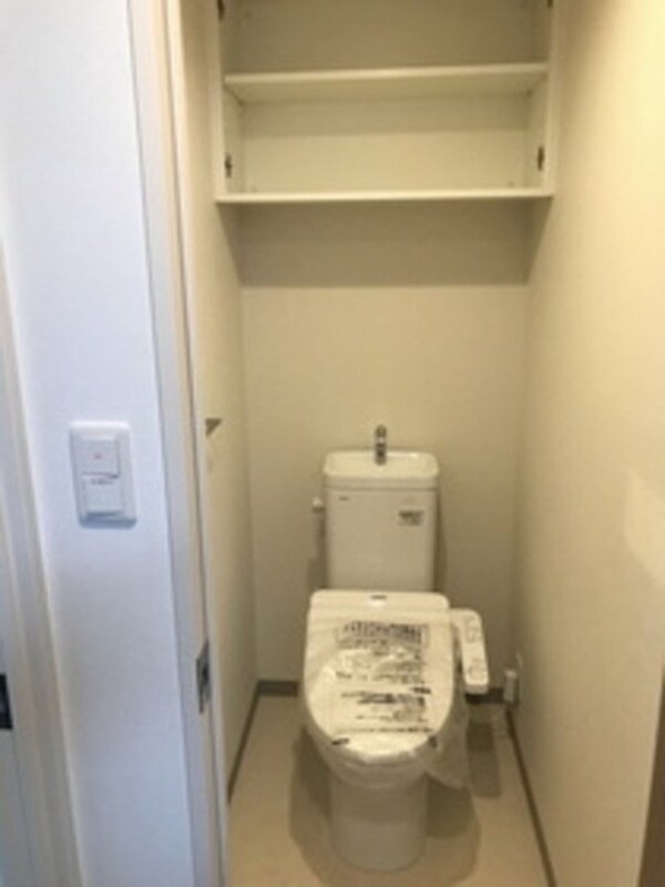 トイレ(同建物別部屋写真です)