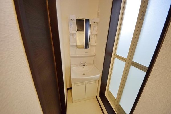 洗面(同タイプ部屋イメージ写真)