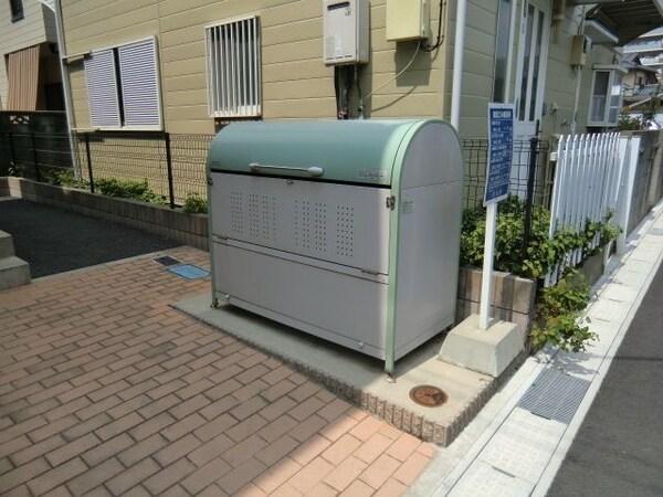 共有部分(敷地内ゴミ置場)