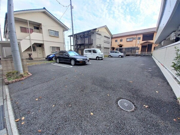 駐車場(駐車場)