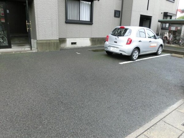 駐車場(敷地内駐車場)