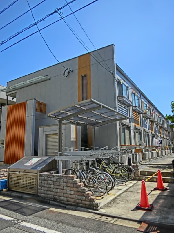 外観(独立洗面台付の物件です。)