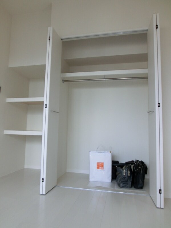 収納(クローゼット収納完備)