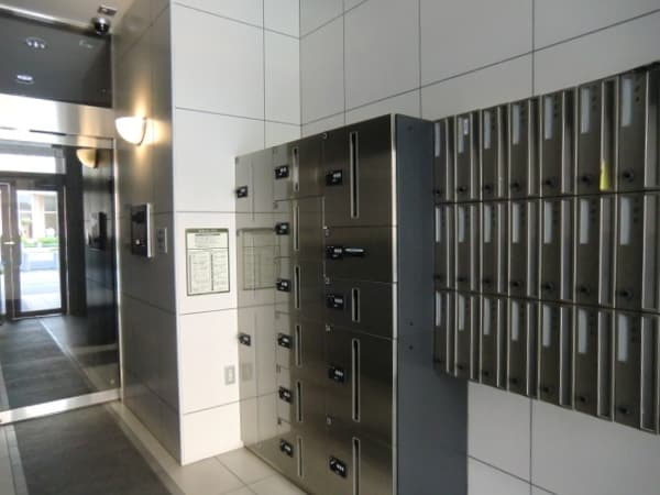 共有部分(宅配BOXあります)