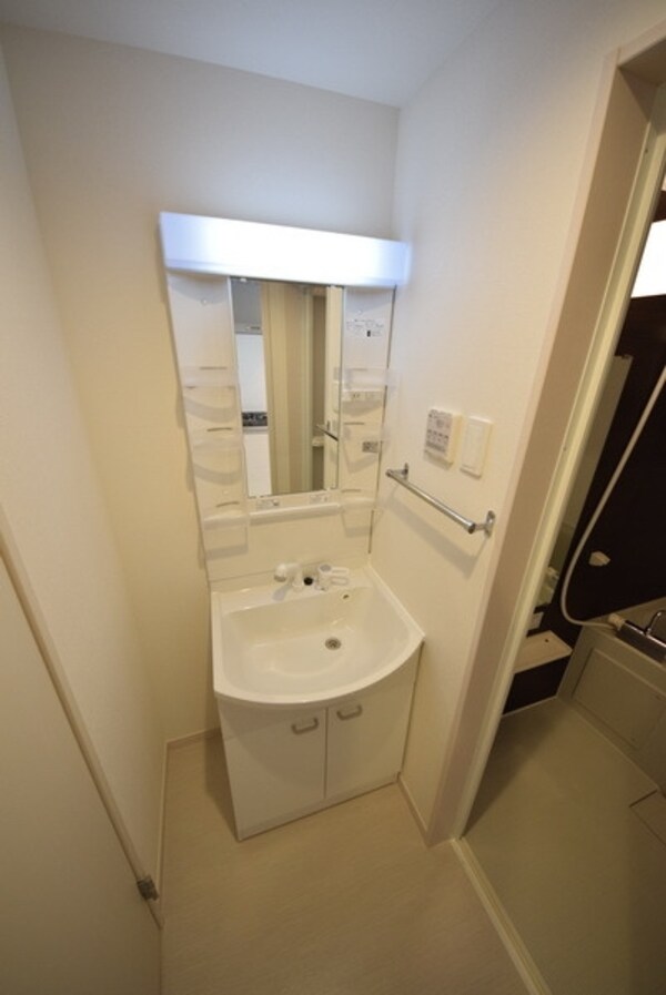 洗面(もちろん独立洗面台あり)