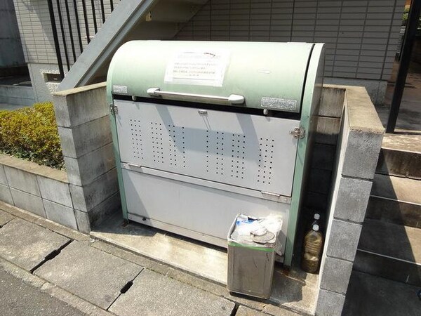 共有部分(敷地内ゴミステーション)