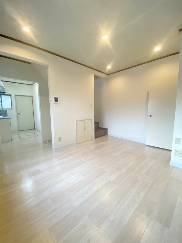 リビング・居室(角部屋2面採光で明るいお部屋)