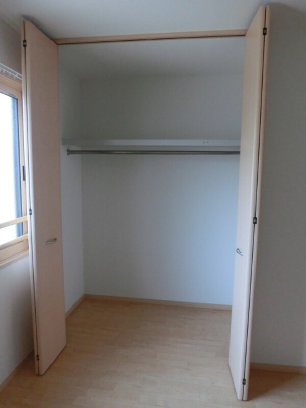 収納(大きなクローゼットを２ヶ所に完備)