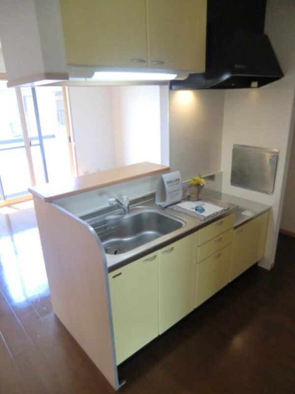 キッチン(シンクの広いカウンターキッチン)