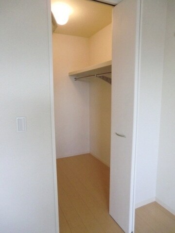 物件内観写真8　(※別号室参考写真です)