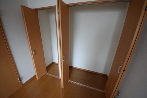 設備(たっぷり収納)