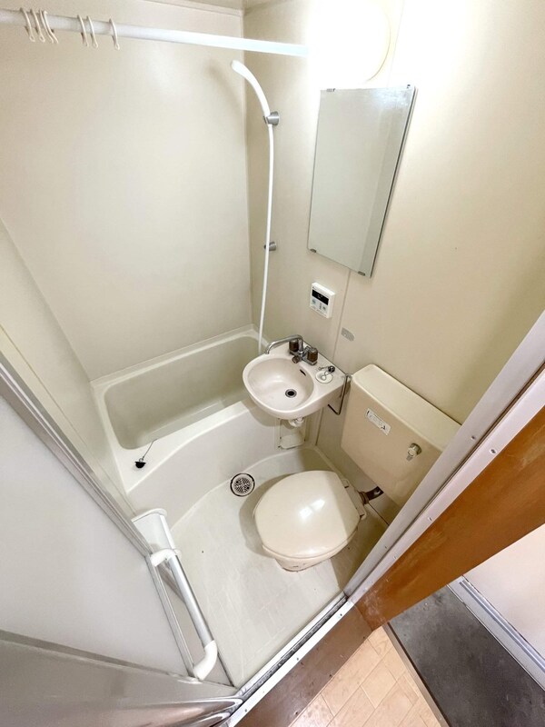 バス／シャワールーム等