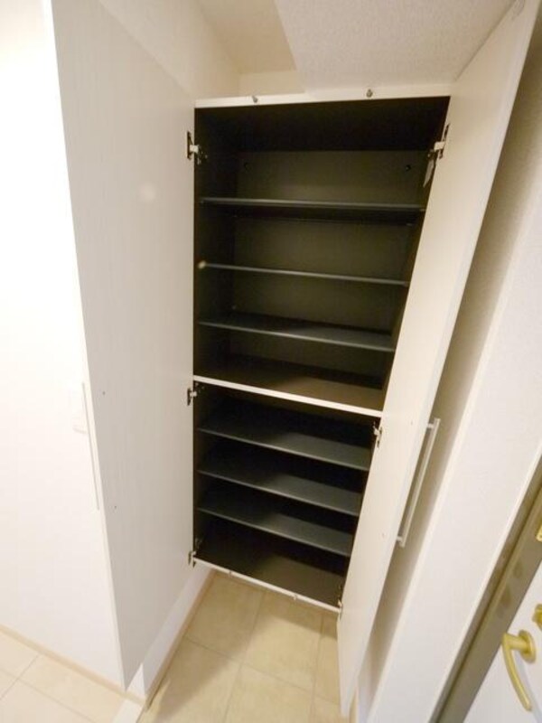 その他(玄関収納)