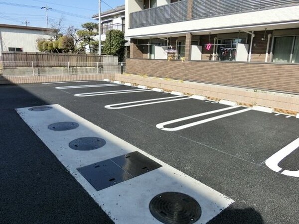 駐車場(敷地内駐車場あり)