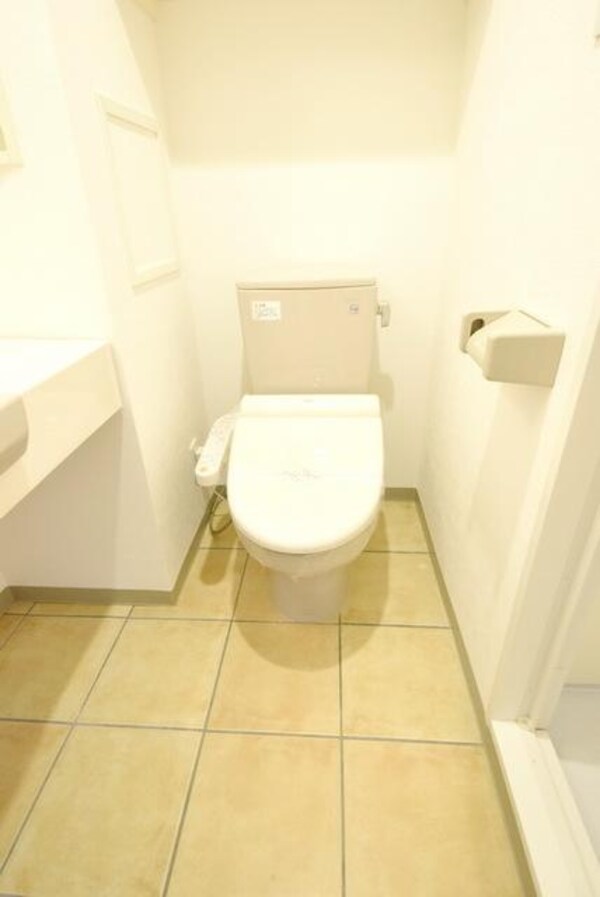 トイレ(トイレ)