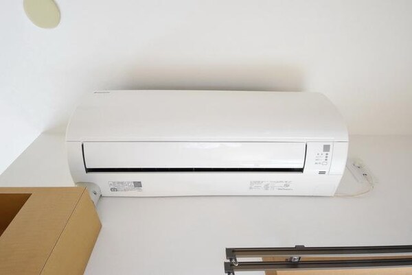 設備(エアコン完備)