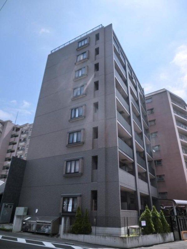 外観(重厚感のある外観です)