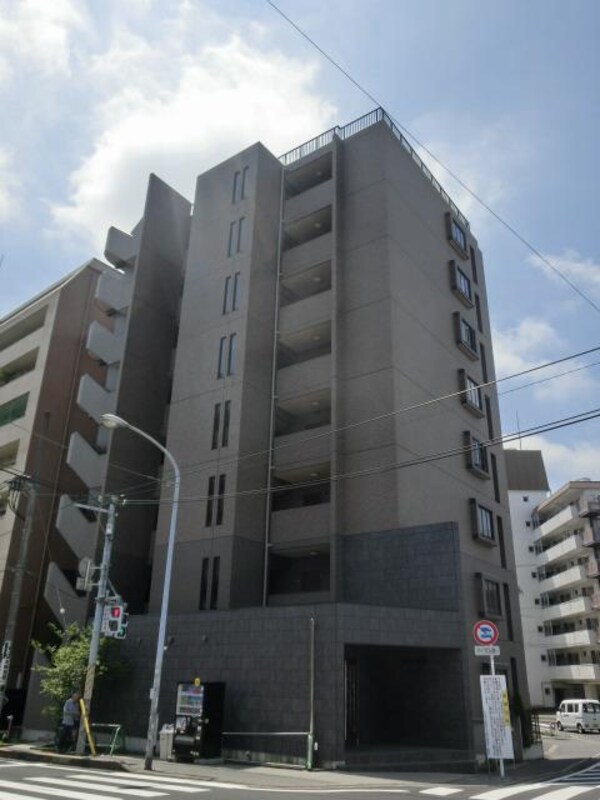 外観(周辺施設も充実)