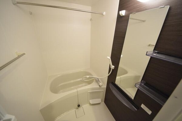 バス／シャワールーム等(バス／シャワールーム等)