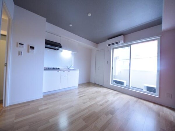 リビング・居室(8.8帖のリビング)