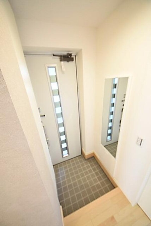 玄関(★シューズＢＯＸ完備★)