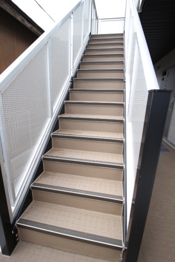 共有部分(共用階段)