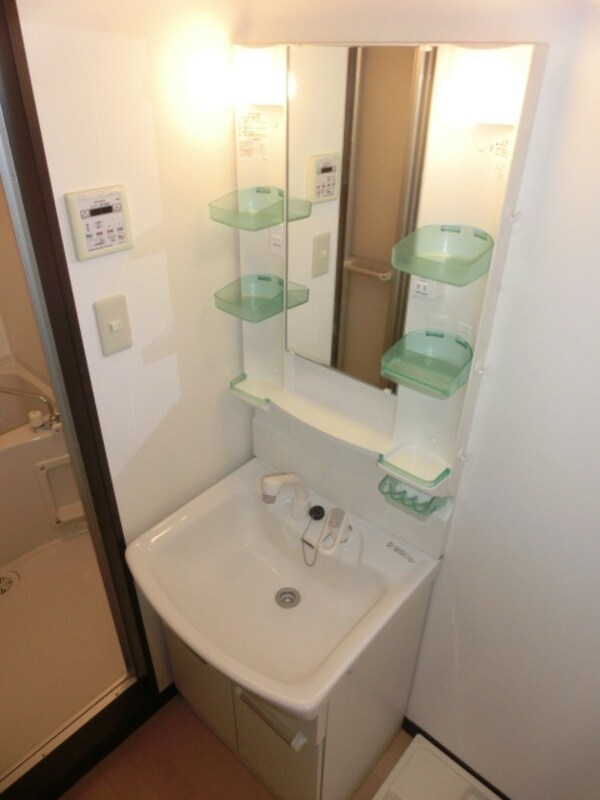 洗面(シャンプードレッサー)