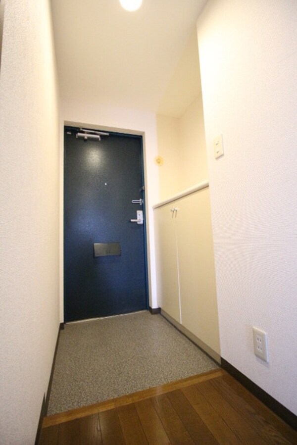 玄関(シューズボックス付きの玄関)