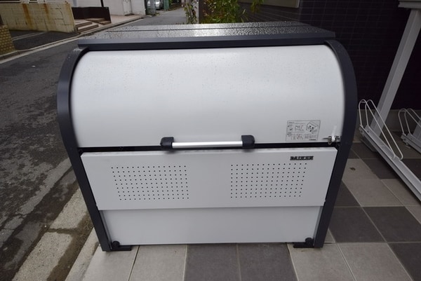 共有部分(敷地内ゴミ置き場)