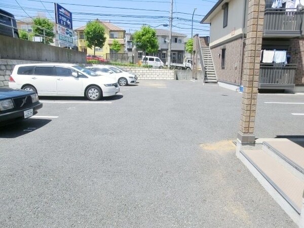 駐車場(現地待ち合わせ歓迎♪お問合せはタウンハウジング蘇我店まで！)