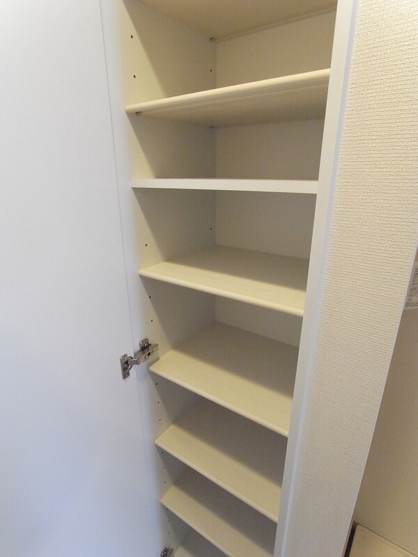 設備(シューズボックス)