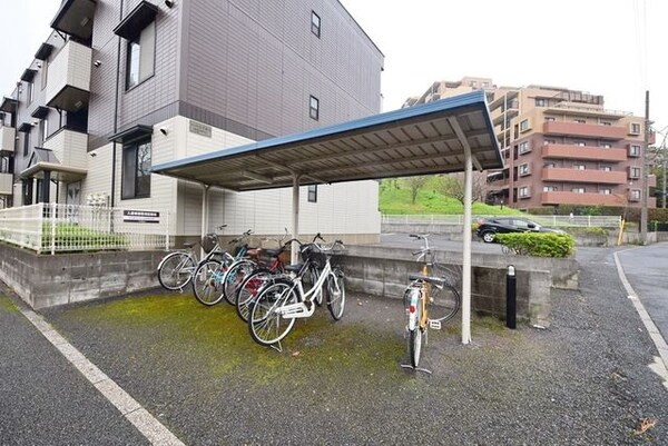 共有部分(イメージ。別号室写真。)